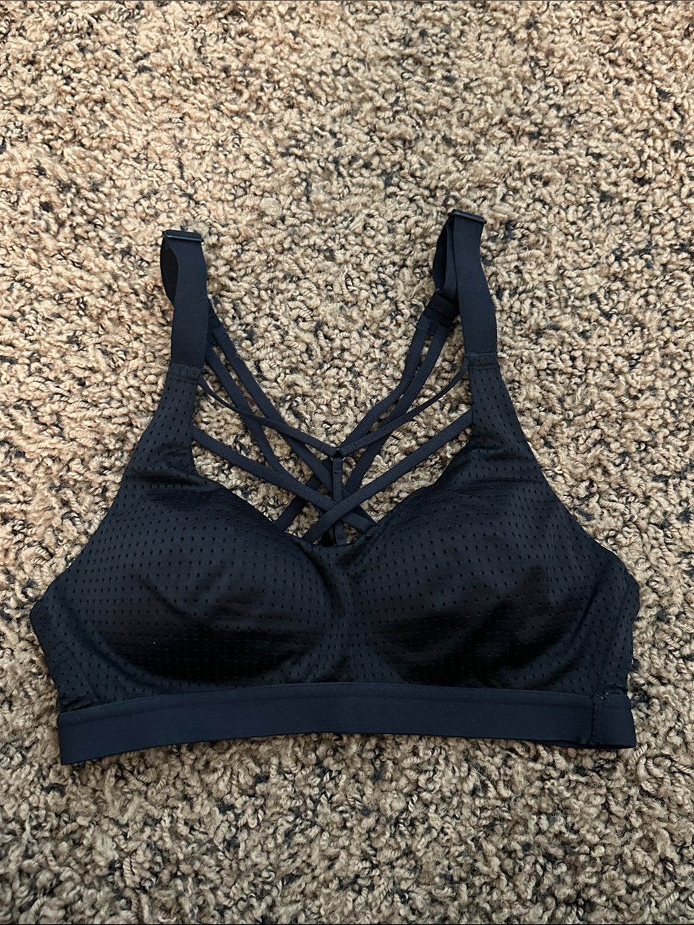 Victoria Secret Sport - Black Strappy Wireless Sports Bra